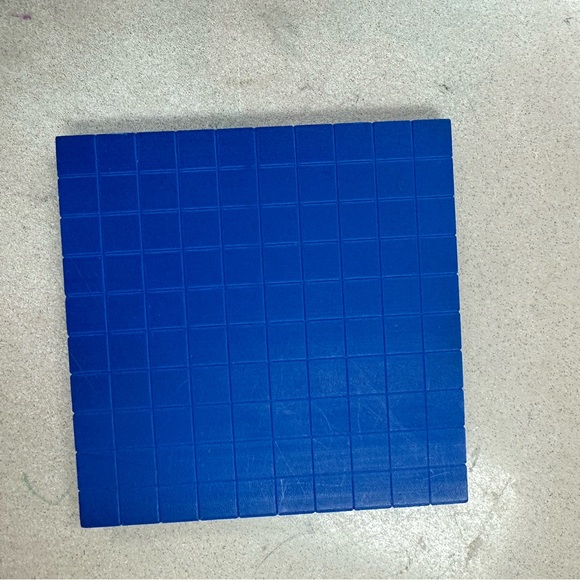 Math manipulatives - Picture 9 of 11